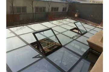 山西封陽(yáng)臺(tái)陽(yáng)光房設(shè)計(jì)的時(shí)候要考慮哪些因素？山西鋒登陽(yáng)光房