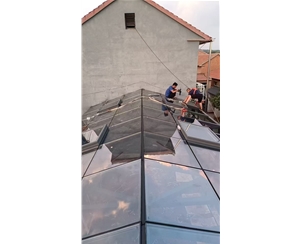 玻璃陽(yáng)光房